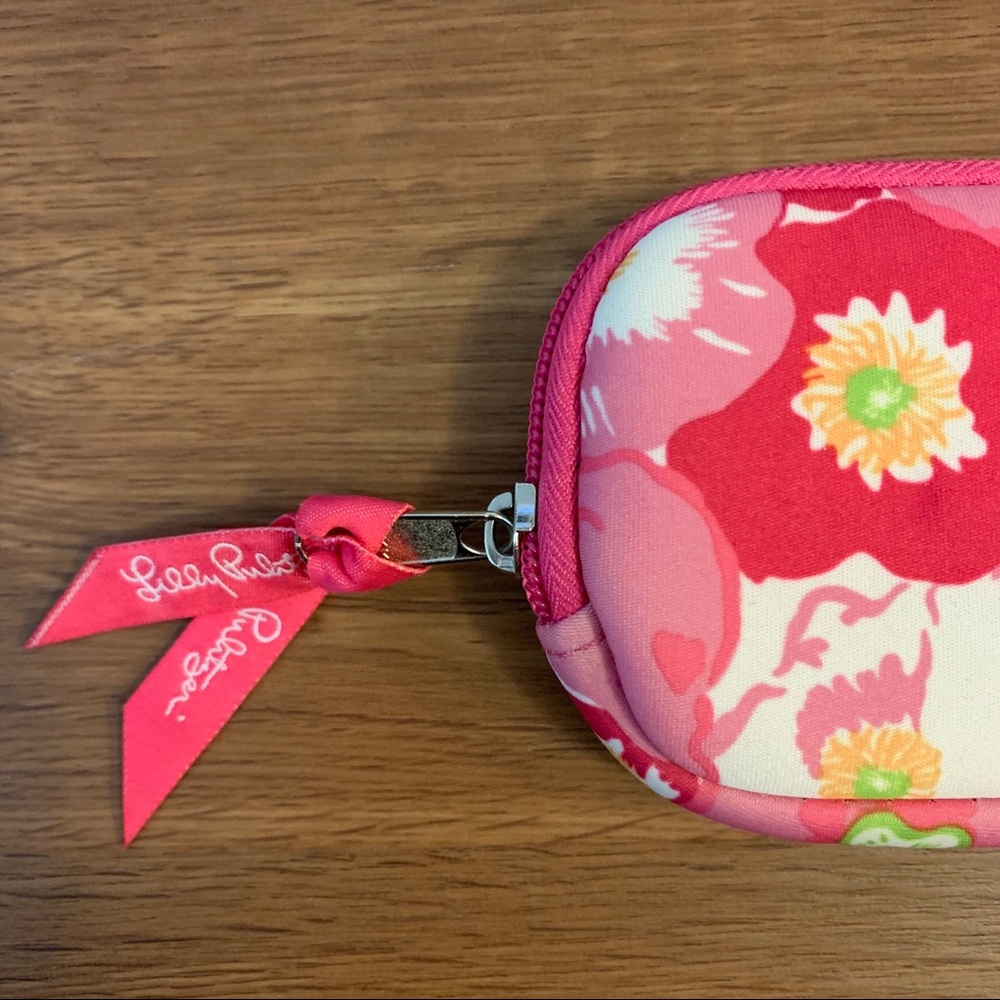 Lilly Pulitzer Wristlet Tech Case - Cherry Begonia - Picture 2 of 5